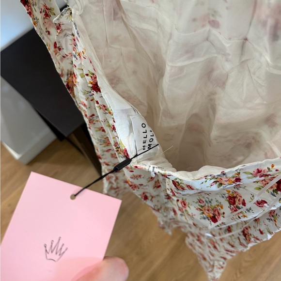 NWT Hello Molly Cream Floral Ruffle Dress size medium - Picture 5 of 5